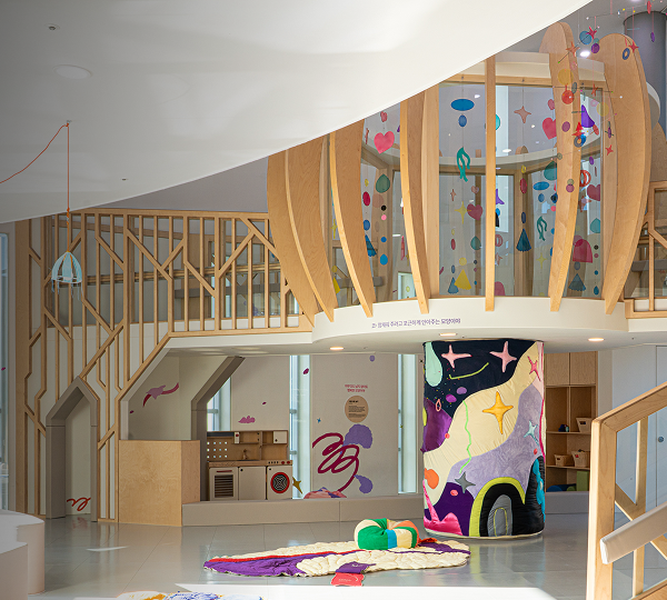 사랑하는 모양이야