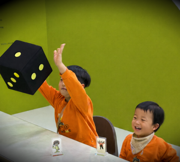 굴려라! 이야기 놀이