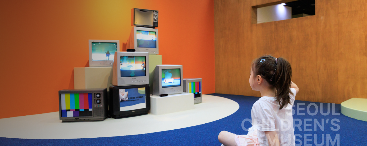 Little Moments, Big Stories: A Picture Book Studio